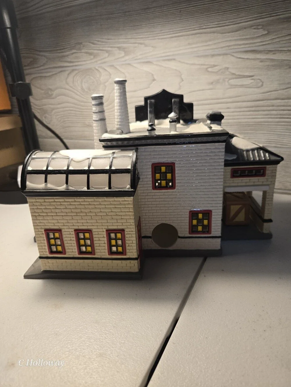 Dept 56 Snow Village Harley Davidson Building ***MISSING THE 2 MOTORCYCLES